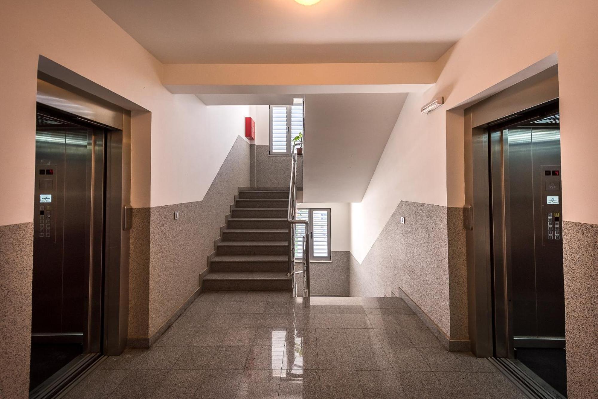 Apartments Montreal Budva Quarto foto